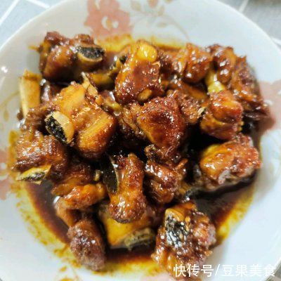 饭店大厨说漏嘴的秘密,糖醋排骨这样做才好吃