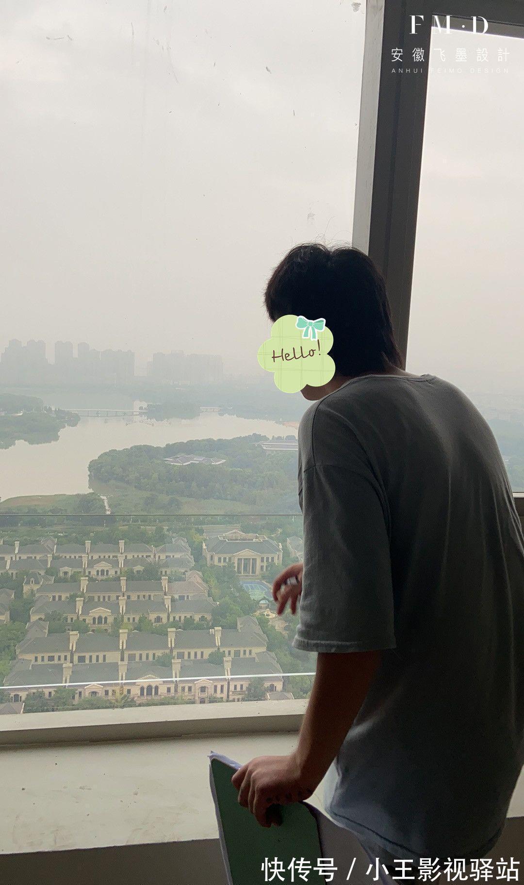玻璃柜|又是个260㎡的抢手大平层，高层湖景房格局够大，越简，越奢华