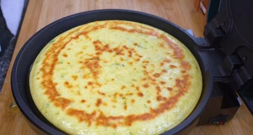  发面饼|咱们的发面饼就做好了，手不沾面不揉面，松软又好吃，让内部也完全熟透