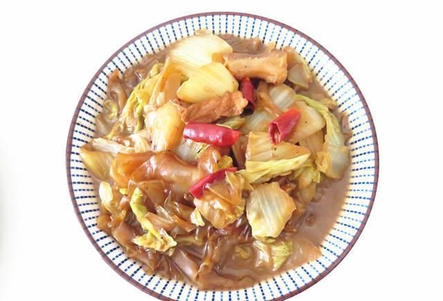 黄豆酱|午餐一人吃饭也要吃好，半小时做两菜，主食就吃素三鲜菜饼，舒服