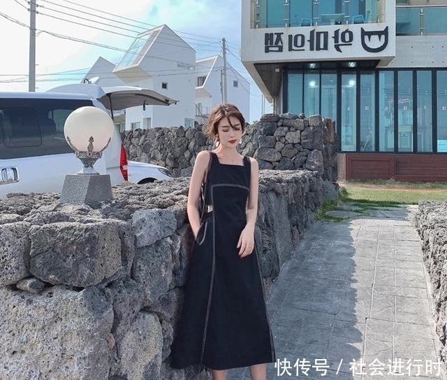 漂亮|建议70后女人,别穿的像大妈,学学下图这样穿,不化妆都漂亮