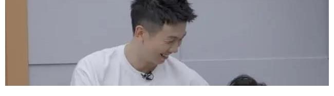 《哥哥》成團隱藏C位，觀眾錯罵張云龍，節目力捧的人現出水面