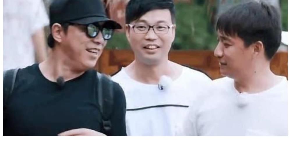 张艺兴|黄渤作客《向往的生活》，与黄磊张艺兴同框，鸡条兄弟上演回忆杀