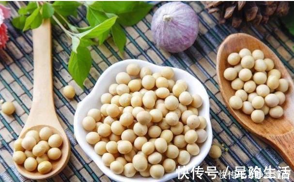 黑豆|糖尿病最怕的4种豆子,不升糖抗各种并发症,三高人群要多吃