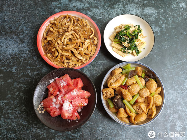 精明主妇做四菜一汤,花费不到10元钱,网友:会过日子、真节俭