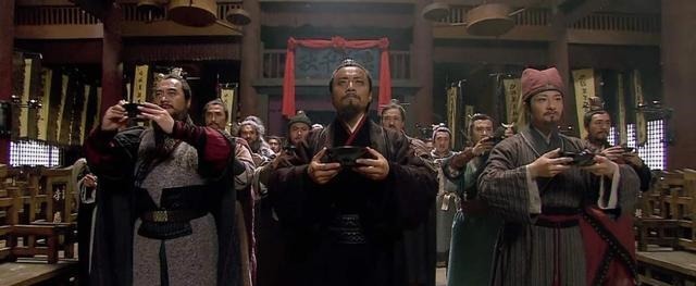  投降|《水浒传》让宋江当头领，就注定要投降，梁山好汉只能悲剧收场