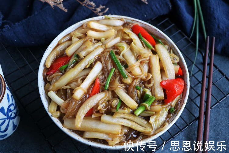 白菜最好吃的做法，不用炖不用煮，2块钱做一大锅，滋补又暖胃！