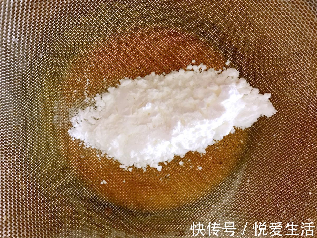 蛋黄饼干|给孩子做一款小零食,简单易学,美味无添加,比买的还好吃