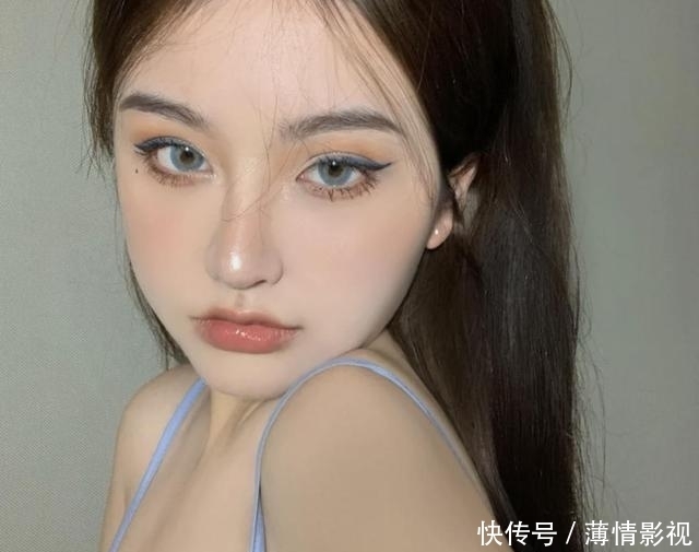 黄皮涂上会显白的口红:香奈儿高级, 雅诗兰黛春夏必备!