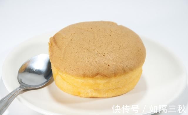 蛋糕|30年面点师：用电饭锅做蛋糕时，记住这3点，一次成功，香甜松软