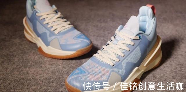 碳板 说什么ZK5平替,我愿称闪现3为后卫鞋新标杆!