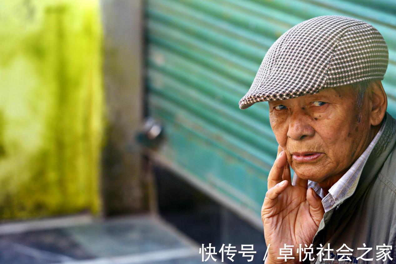 脑梗|63岁老汉突发脑梗离世，医生：晚上“这事”做太多，血管承受不住