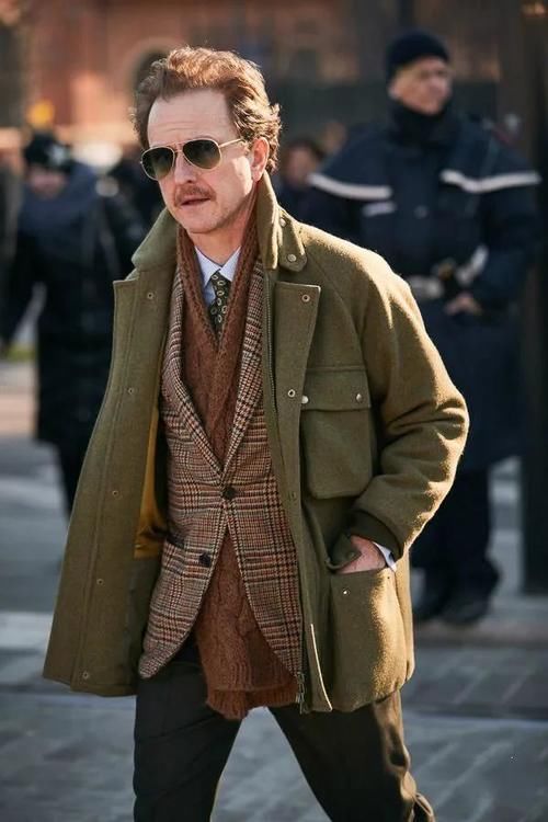 绅士|敢在西装外面穿外套的男人，成熟魅力十足，太赞了！