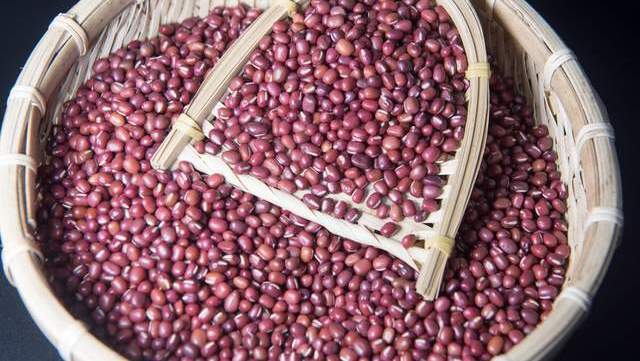 红豆沙|煮红豆沙,泡水时多放一样,红豆快速煮烂开花,豆沙细腻更柔滑