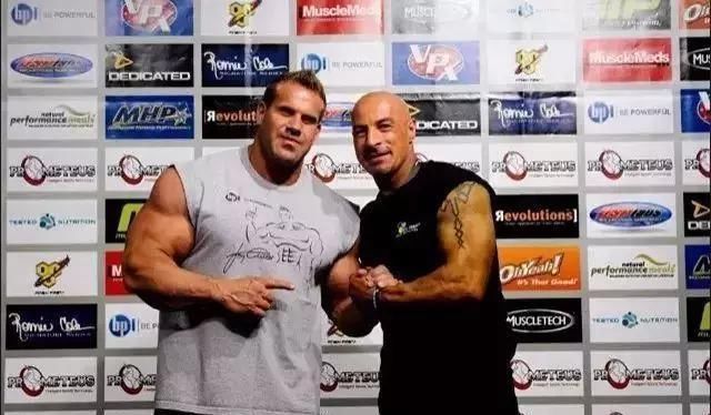 健身|虽然他健身3年体重一斤没涨,我却被深深感动了!