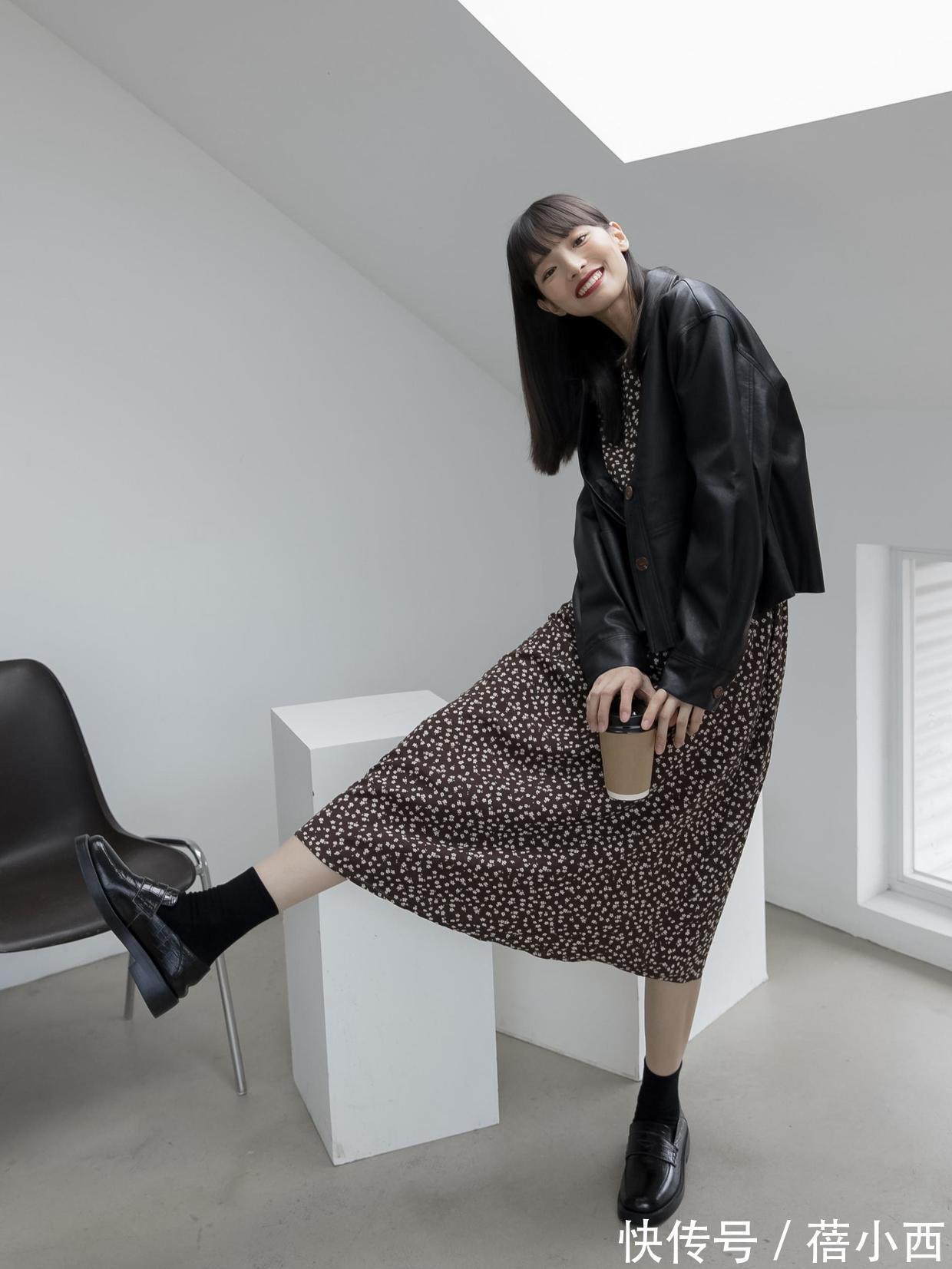 女生|早秋穿搭不发愁,用这4件衣服做外搭,减龄又时髦瞬间做气质女生