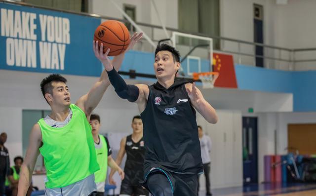外援|人都到齐了!CBA第一支4外援球队诞生,秦晓雯冲击总冠军