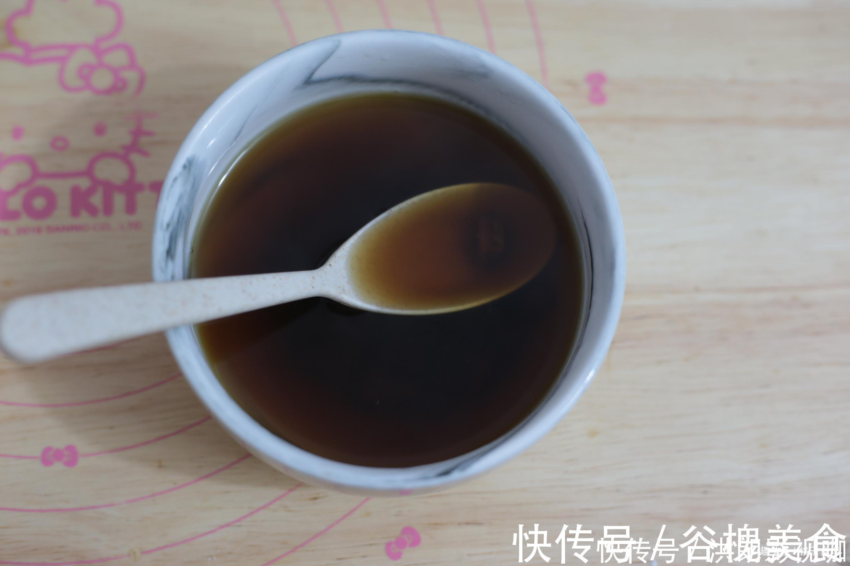 糯米粉最好吃的做法，香甜软糯，咬一口还会爆浆，越吃越过瘾，赞