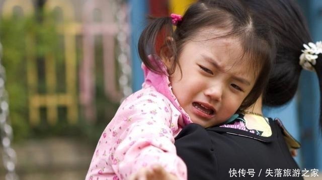 放手|孩子一生会“离开”妈妈6次,一次比一次难舍,第六次没人愿接受