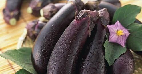 中老年人|便秘终于通了！常吃这6种食物，清理肠道垃圾，让你拉的顺畅