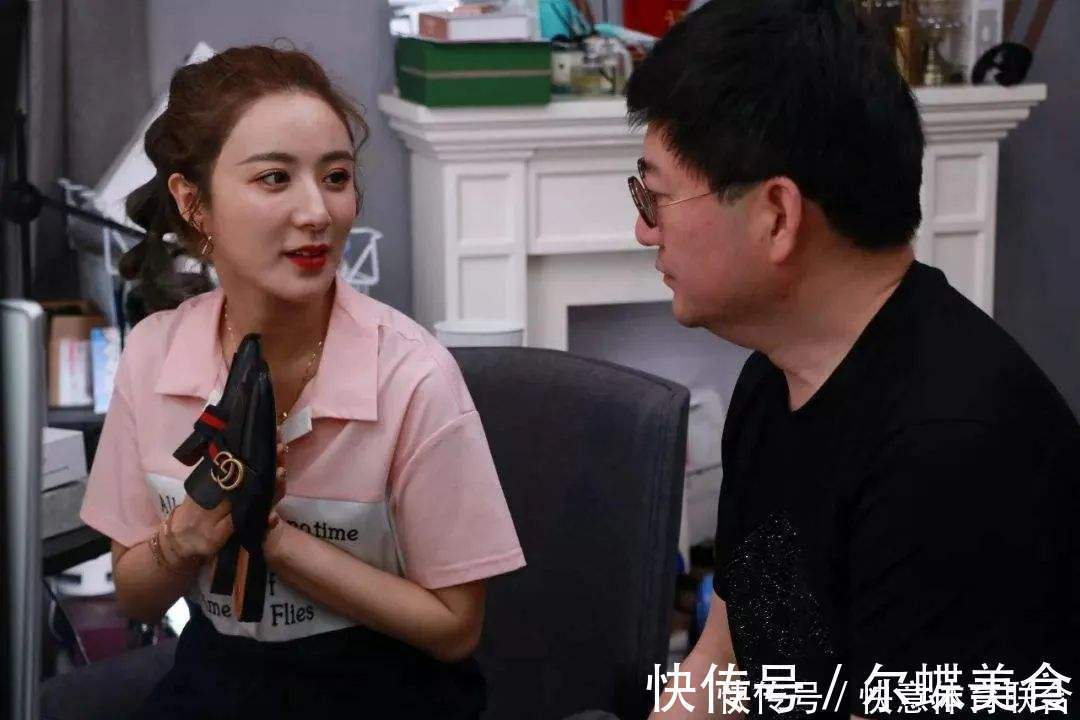 直播间 阿迪耐克扔了吧！薇娅直播间带火的3款国产鞋，时尚好看质量超级硬