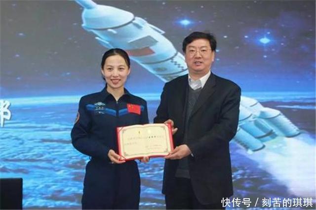从农民走出的宇航员王亚平曾参加汶川救援,中国太空授课第一人!