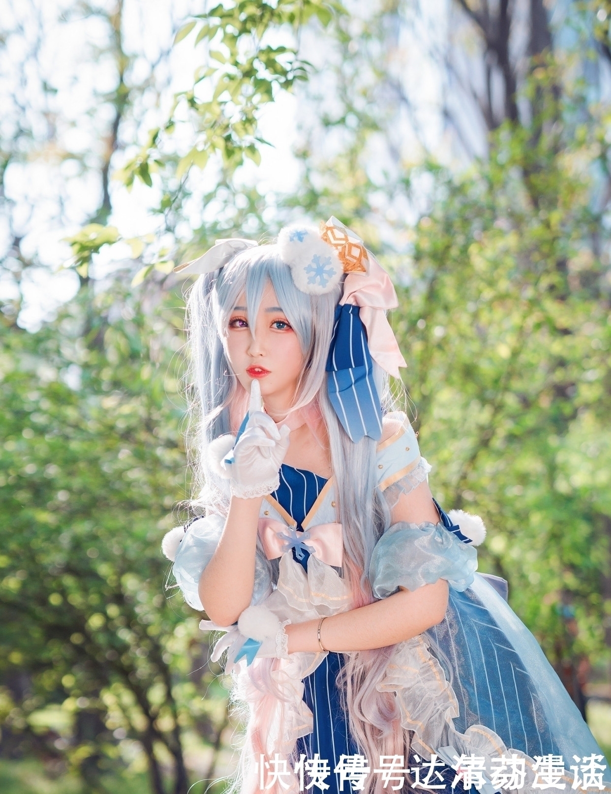 虚拟偶像|三组漂亮妹子COS的人气虚拟偶像“初音未来”还原度相当不错