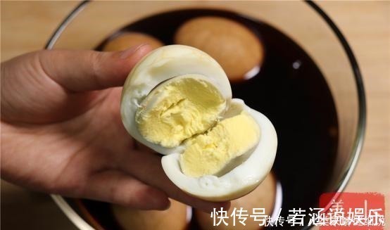 煮茶叶蛋,放什么配料才是关键,教你正确做法,比外面摆摊还好吃