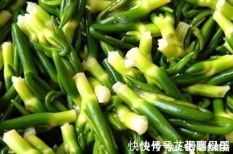 泡水|晚上翻来覆去睡不着?不妨用此物泡水喝,告别失眠,安稳一整晚!