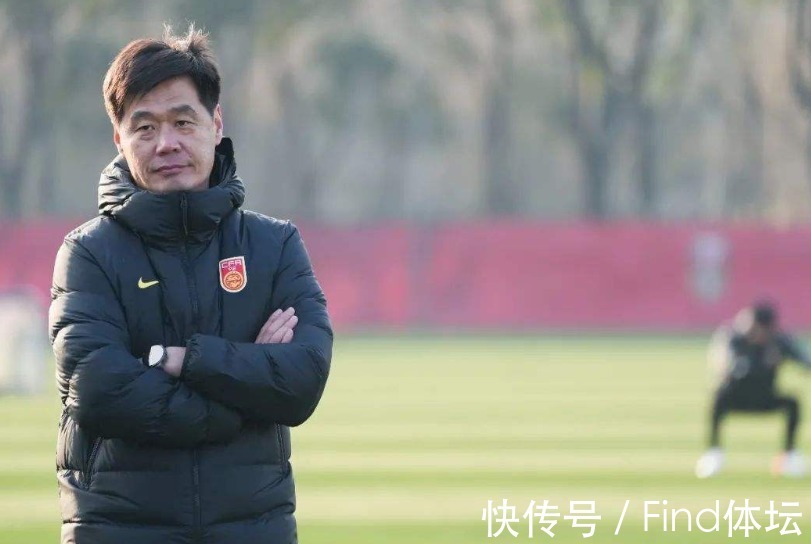男足|国足痛定思痛怒添十队员,足协下决心整顿男足,李霄鹏时间不多了