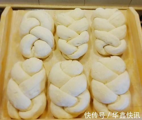 小辫子|馒头有什么新奇的做法，一种小辫子馒头，好吃而且十分新奇