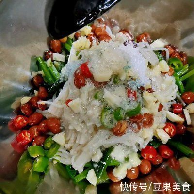 青线椒|新手增强自信心的凉拌菠菜！上桌秒光盘