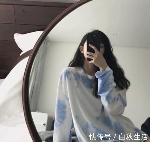 腿型|女生久坐导致腿粗00后学会这3妙招，坐着不动也能瘦出竹竿腿