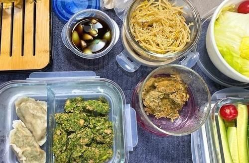 生菜|关晓彤晒剧组伙食,点赞量高达15万,网友:减脂期间也要好好吃饭