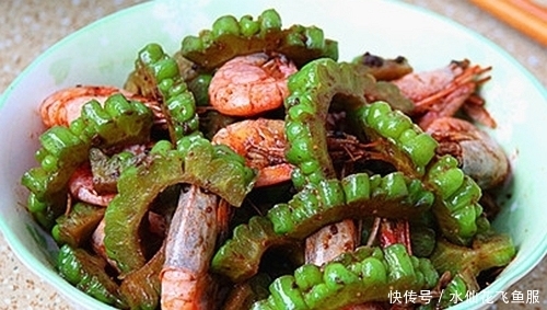 猪血丸子|香辣鲜美的开胃家常菜,简单炒制,就能解馋下饭,家人超爱吃!