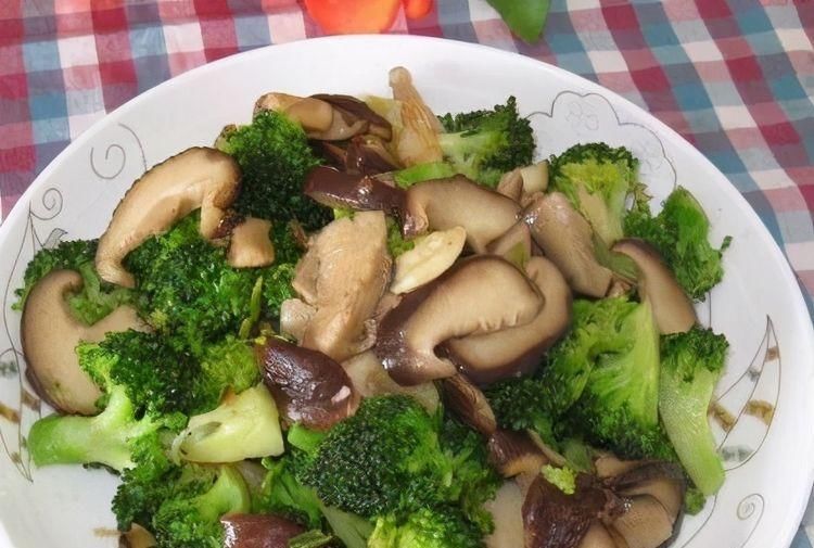 葡萄干|聪明的人爱吃3种食物，美容养颜、滋润肌肤，早吃早好！