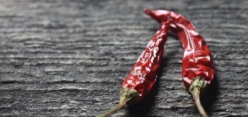 4個(gè)習(xí)慣,可能會(huì)傷害甲狀腺,哪怕占一個(gè),也要趁早改掉