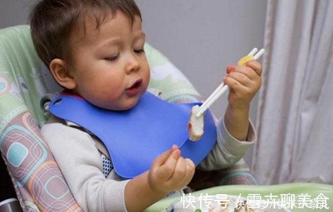 肾脏|宝宝长到多大能吃盐?很多家长不懂,盐吃太早对宝宝不好,别弄错