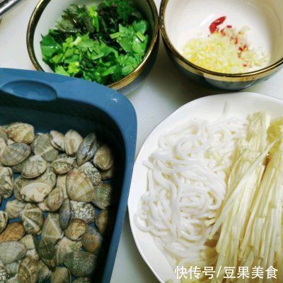奶锅|香到流口水的家庭版花甲粉,下饭神器都靠它