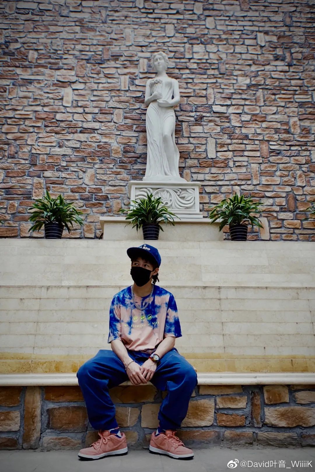 张艺兴|独家！全网都在问，王一博《这街4》的报童帽原来是这顶？