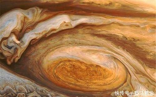 探测器 朱诺号曾在木星上拍到巨大阴影 ,如今身份被证实,是它造成的!