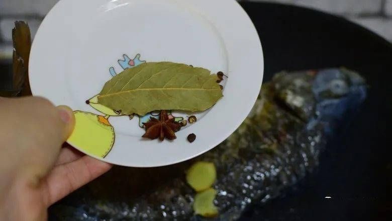 9道炖鱼的做法，冬日来一锅，吃完全身暖暖的！