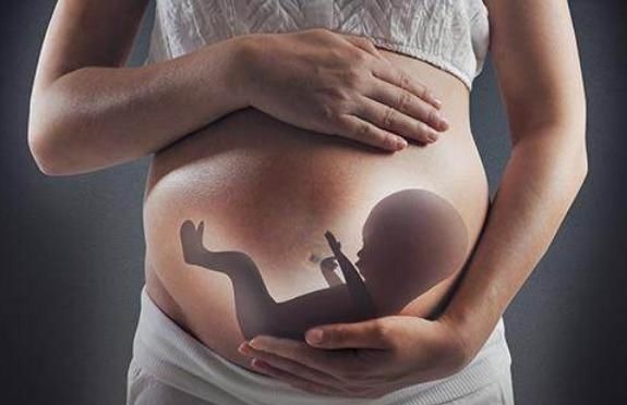 怀孕|怀孕后,若孕妈妈有3个“特殊”表现,说明孩子是个“聪明娃”