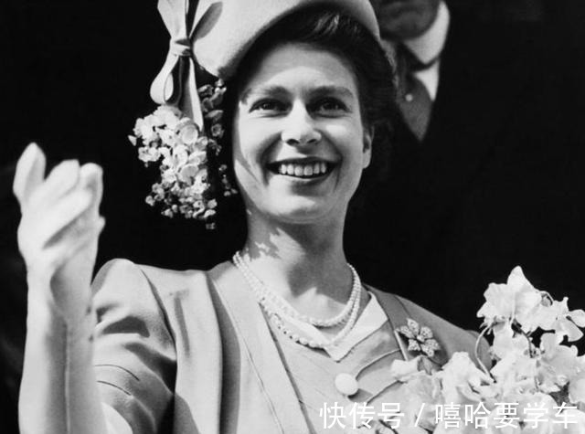 祖母绿宝石 欧洲王室的奢侈华丽首饰,贵在设计巧妙,经典的款式百年不会过时!