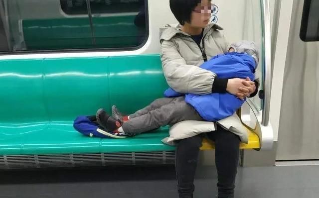 嗯哼|无论穷养还是富养,让孩子受益终身的只有“它”!