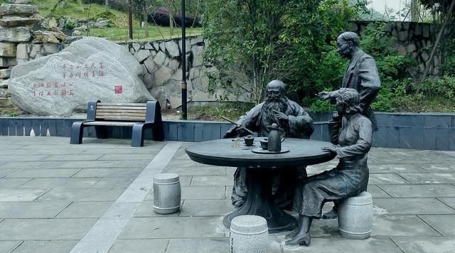 嵌名|嵌名对联也能玩出花来,不愧是才子手笔,让对联高手也要汗颜