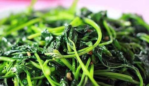 维生素b|女性不想老太快,三种食物别放过,补肾润肺,淡化色斑,不妨一试