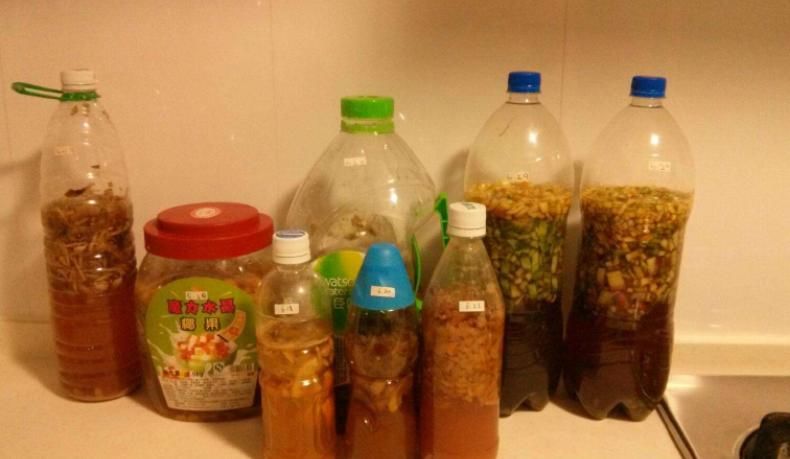 想要养花爆盆,就得给花施肥,有“3种玩意”养花,啥花都能爆