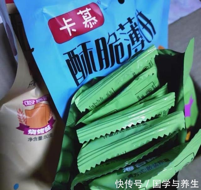 薇娅带火的5款零食，好吃不贵，见一次囤一箱，家里老少都爱吃