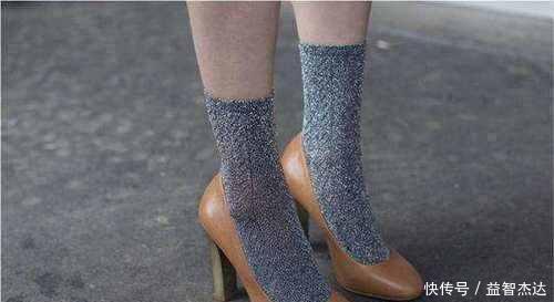 小窍门 原来穿高跟鞋不累是有窍门的!三个小方法,让你爱上高跟鞋